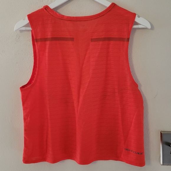 Nike Dri-Fit ADV Run Division Women's Engineered Running Tank - coral red - Picture 13 of 15